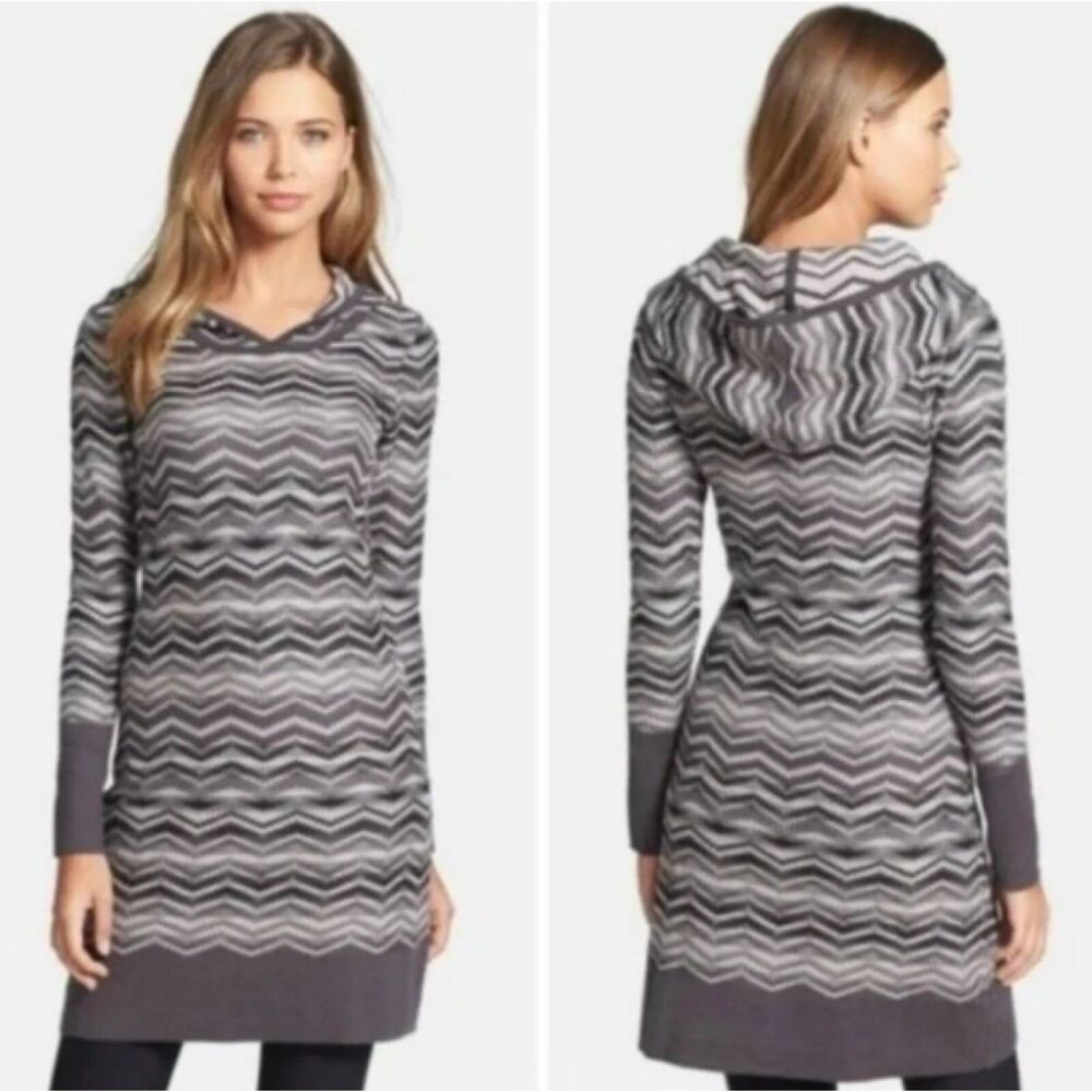 PRANA‎ Womens Dress Medium Meryl Gray Chevron Pullover Hooded Knit Outdoor Boho